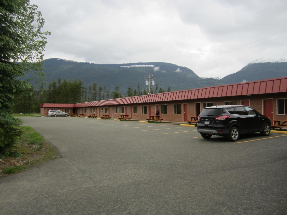 Saddle Mountain Lodge Blue River Bagian luar foto