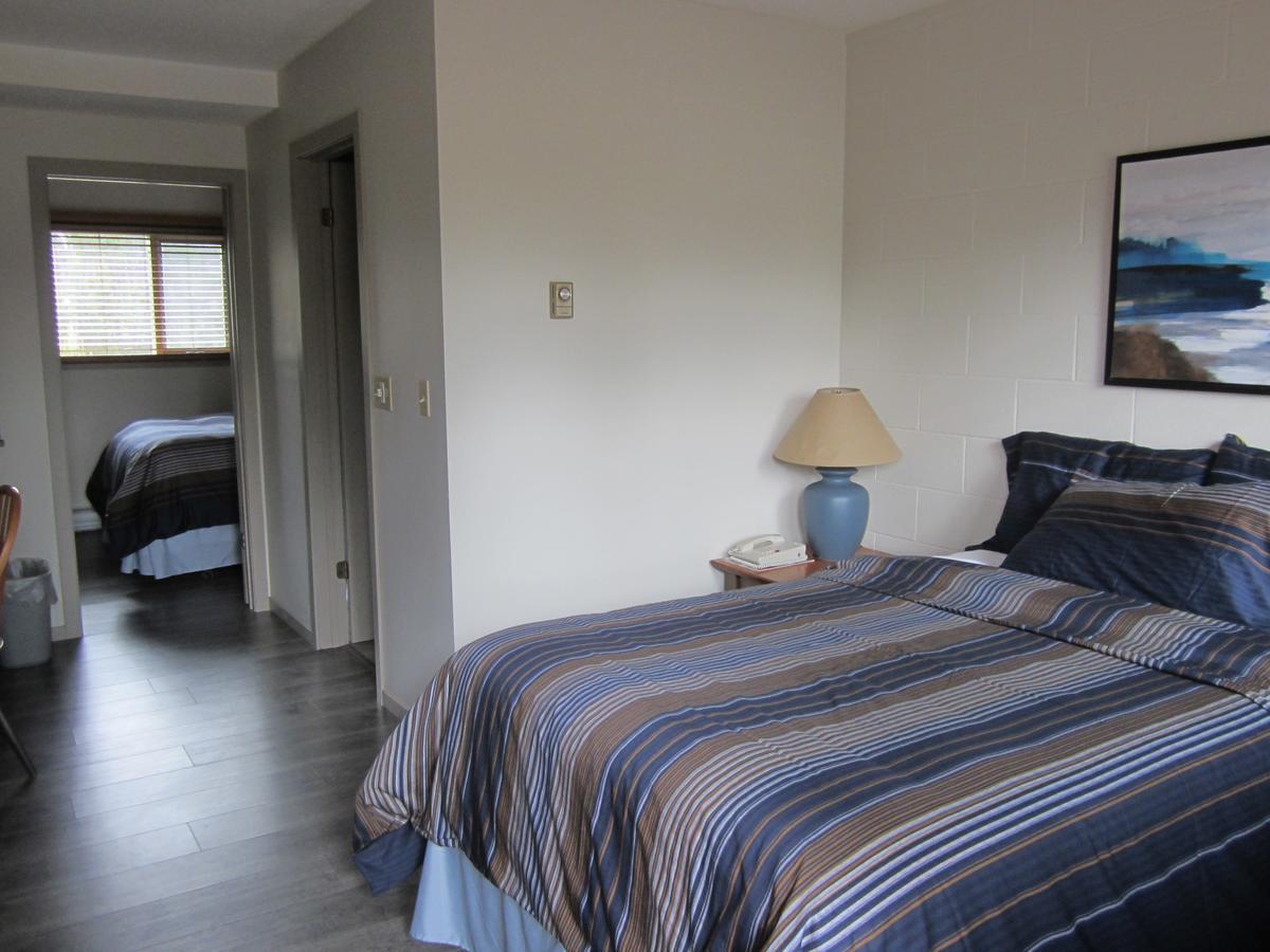 Saddle Mountain Lodge Blue River Bagian luar foto